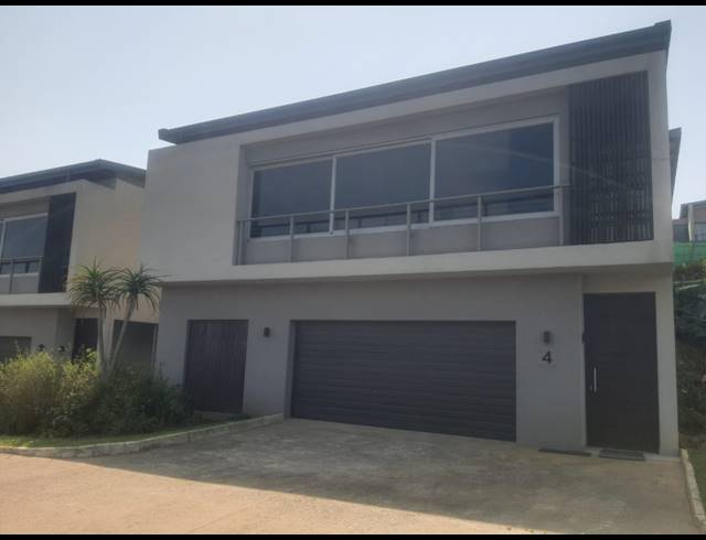 3 BEDROOM TOWNHOUSE FOR SALE IN PALM LAKES ESTATE